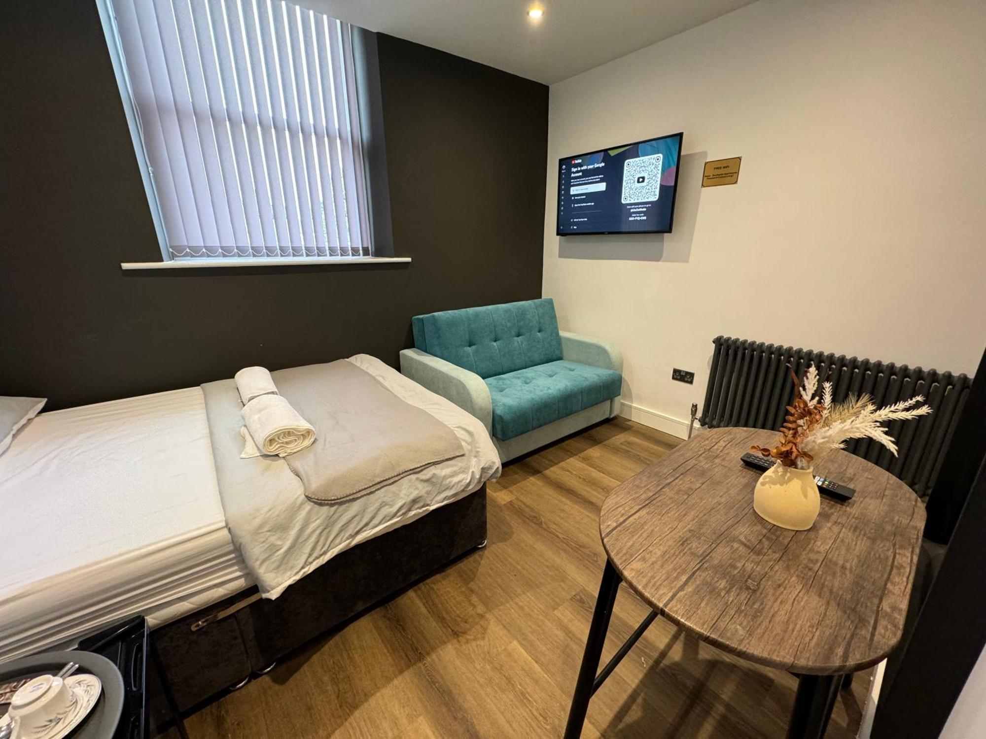 Southgate Luxury Apartments Elland 외부 사진